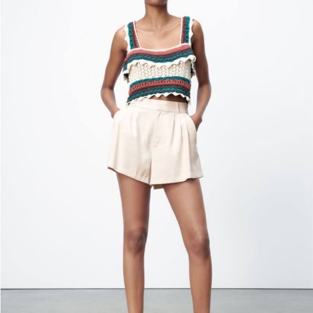 Zara Beige Pleated Shorts